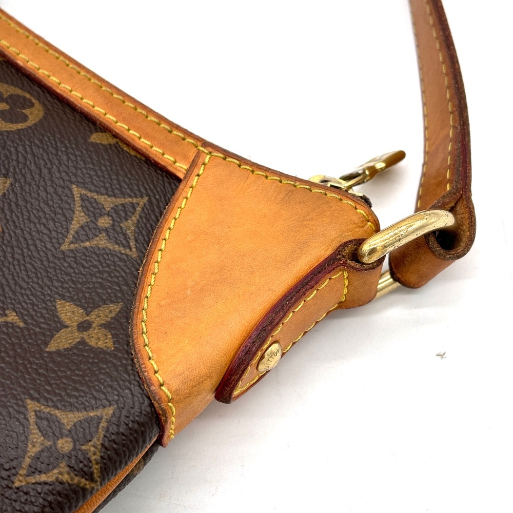 Auth. Louis Vuitton Odeon PM Monogram PVC Leather Shoulder Bag - Picture 11 of 16